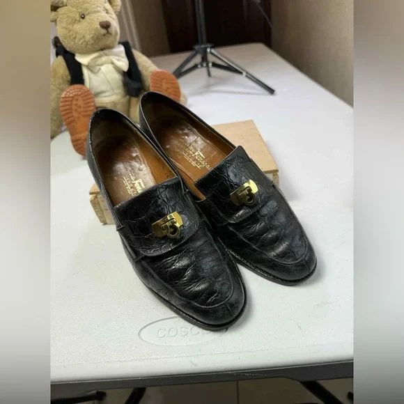 Salvatore Ferragamo Black Loafers - Picture 1 of 16